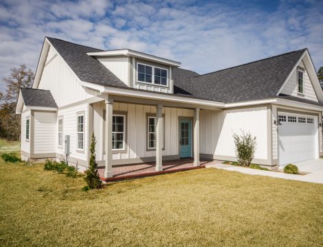 How Your Roof Affects Your Curb Appeal