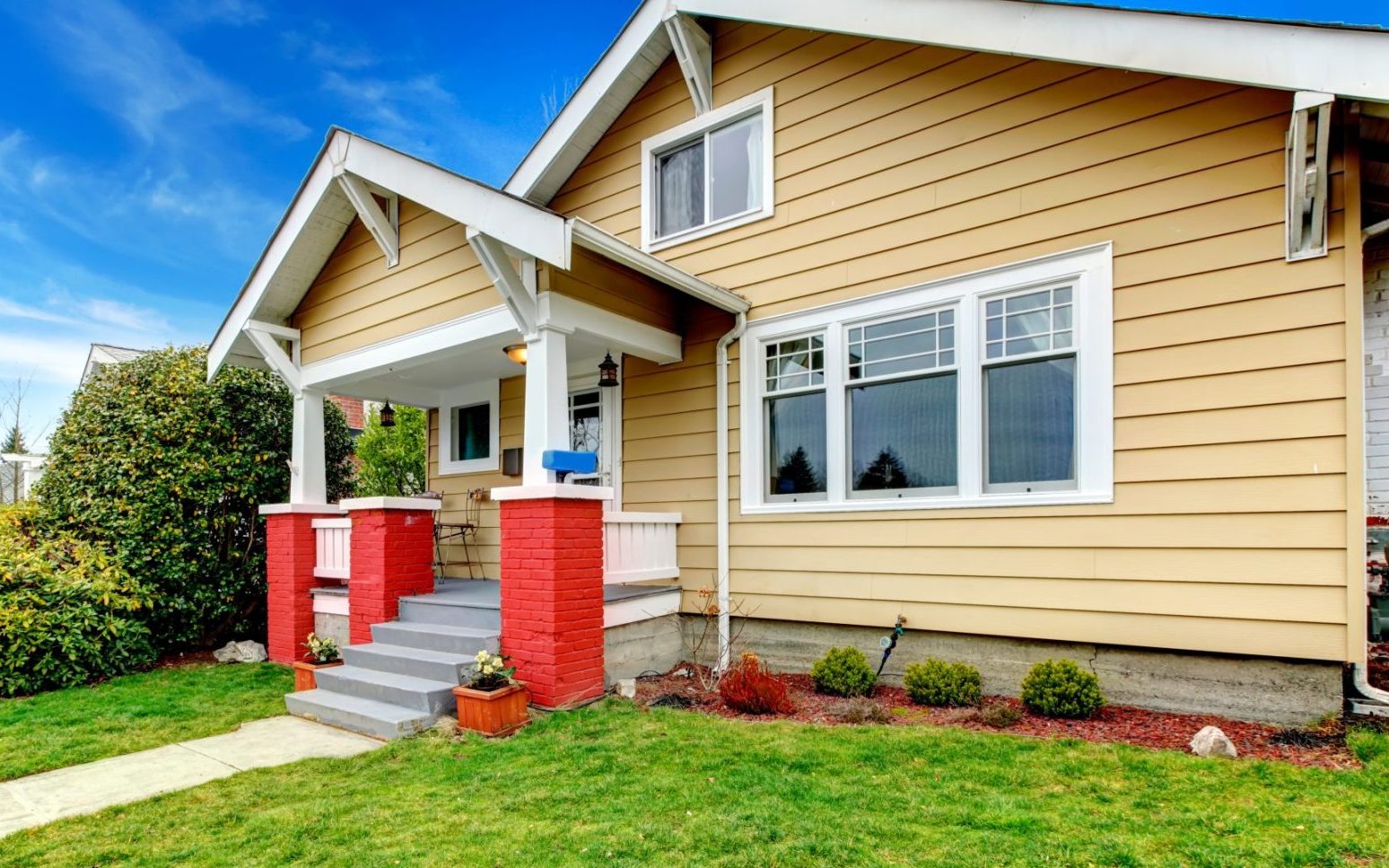 How to Tell if Your Siding Needs to Be Replaced Berg Home