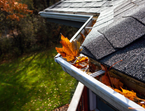 5 Warning Signs That Your Gutters May Be Failing