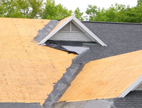 What Should Homeowners Know Before Scheduling a Roof Replacement?